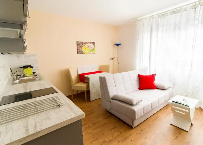 Aparthotel Residenz Donaucity 4*